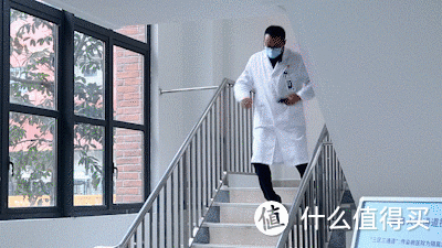 观影人:很久没有哭着走出影院了,《中国医生》:中国的超级英雄