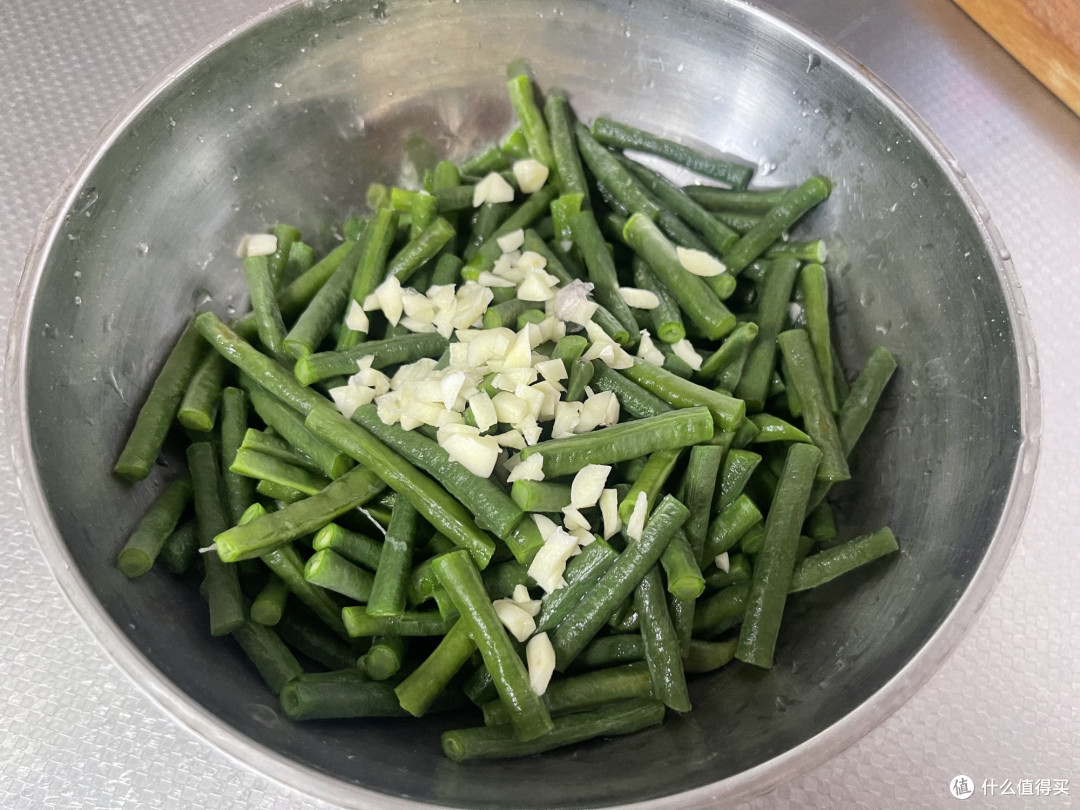 夏季多给家人吃这菜,几分钟搞定一盘,清爽下饭,比大鱼大肉健康