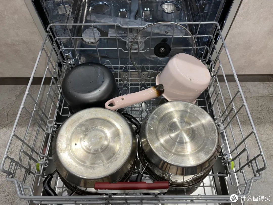 二胎餐具都能装得下，东芝首发的母婴级洗护洗碗机到底有多厉害？