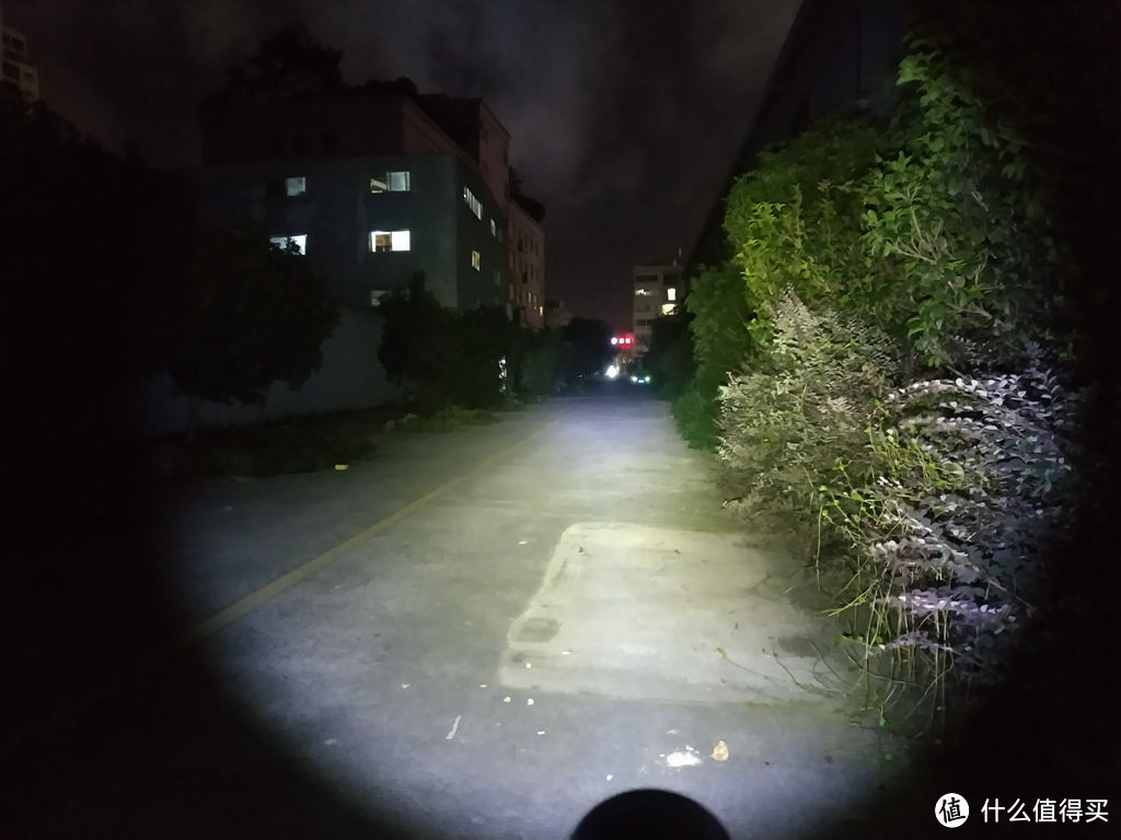 点亮精彩夜户外:XTAR R30手电体验