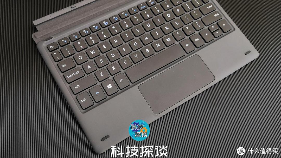 办公学习两不误，很适合学生的Win10二合一平板，酷比魔方iWork20