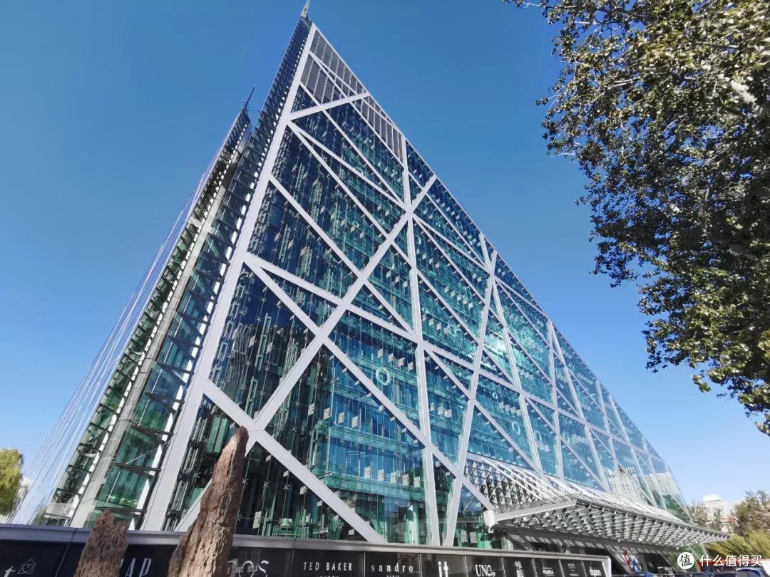 酒店还是美术馆,我傻傻分不清楚