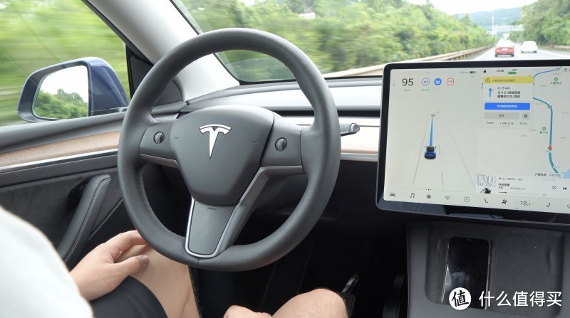 老油车用户体验了三天特斯拉Model Y，来说说我的感受