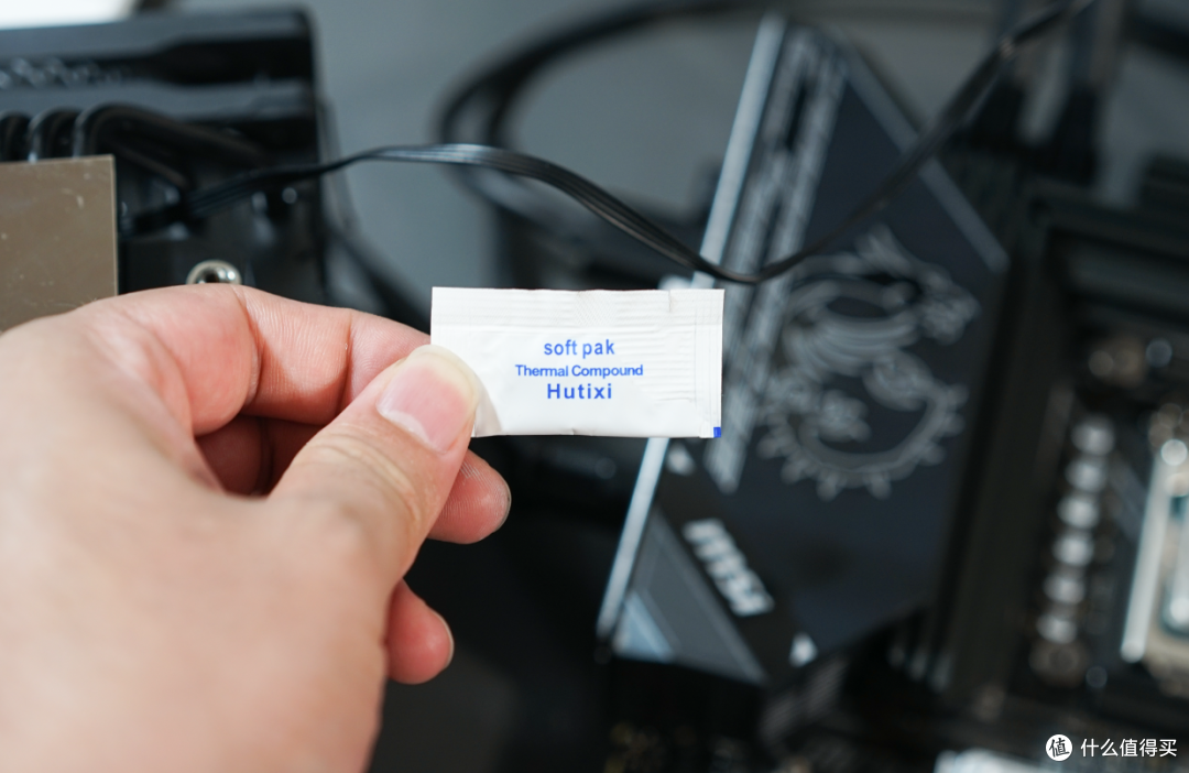 真·不崇洋媚外！多款主流硅脂横测：国产硅脂居然有这么强？