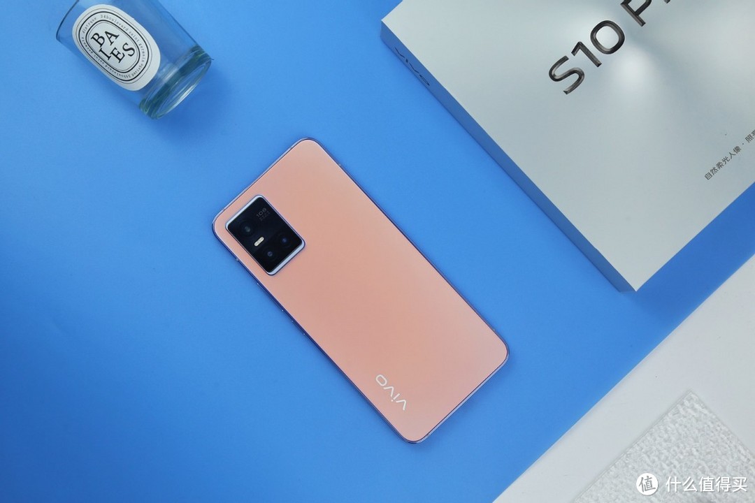 自拍再升级 光致变色玩出新个性，vivo S10 Pro体验