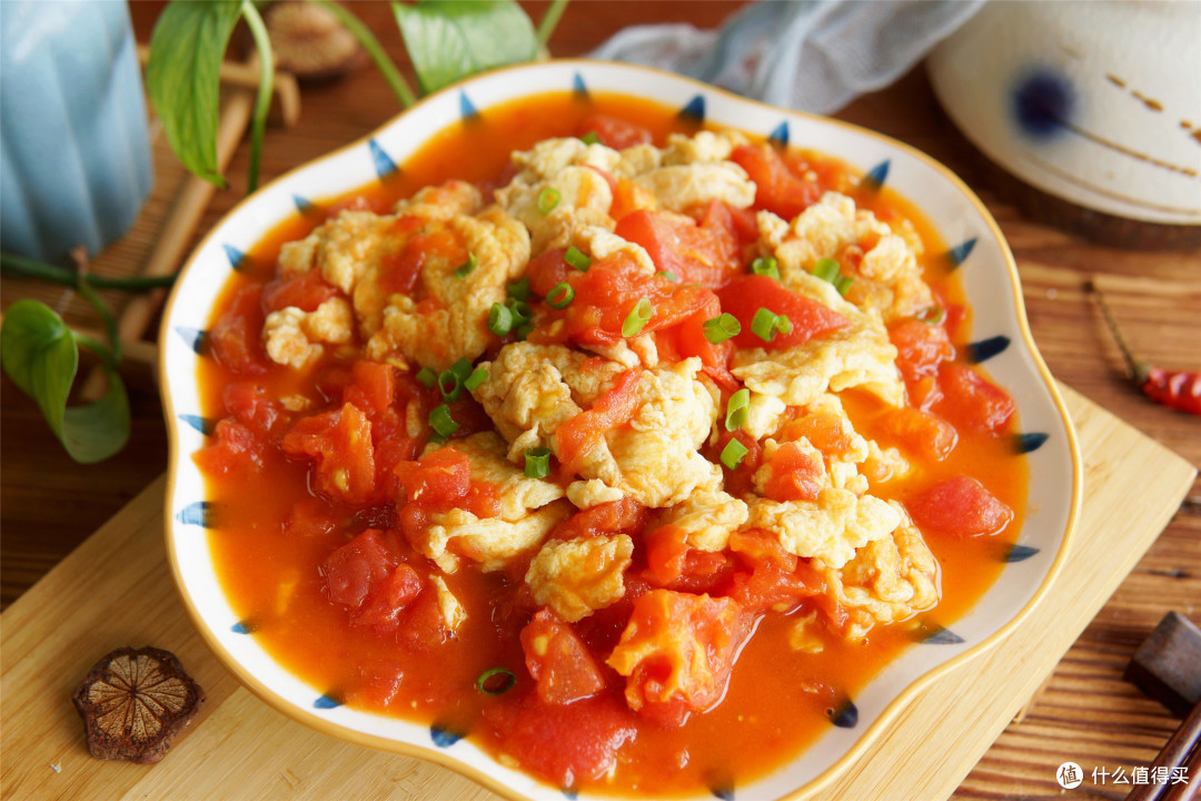 难怪饭店的西红柿炒鸡蛋好吃,多加了2样料,香味一下子浓郁起来