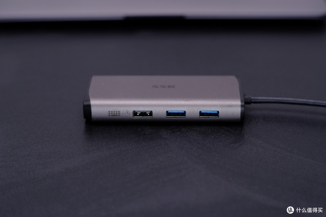 Macbook之光,ssk飚王 type-c扩展坞
