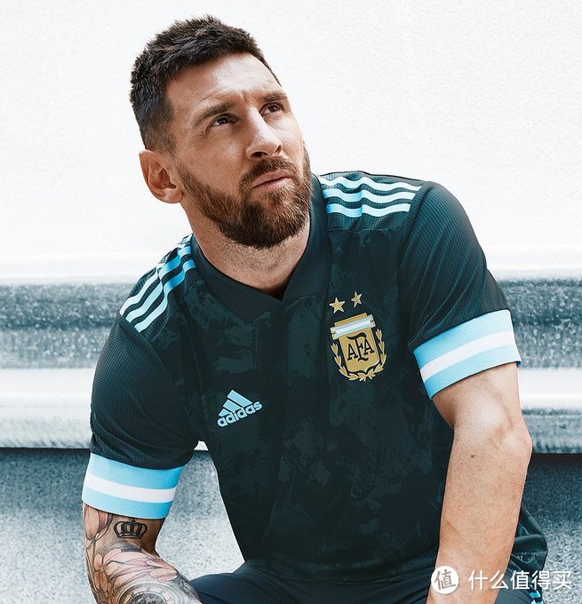 意大利捧杯、阿根廷夺冠——购买两队球衣应该怎么选
