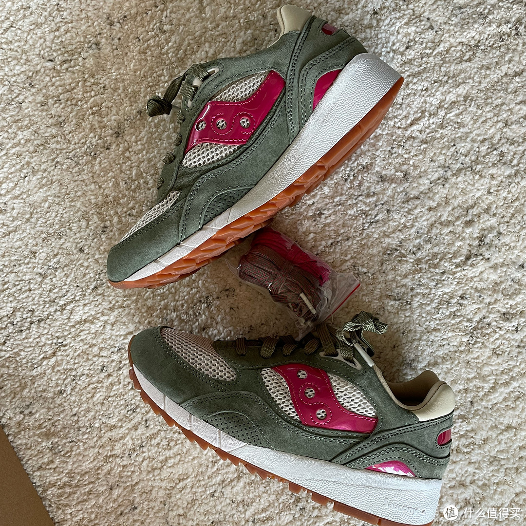 Upthere X Saucony shadow 6000 世界之门