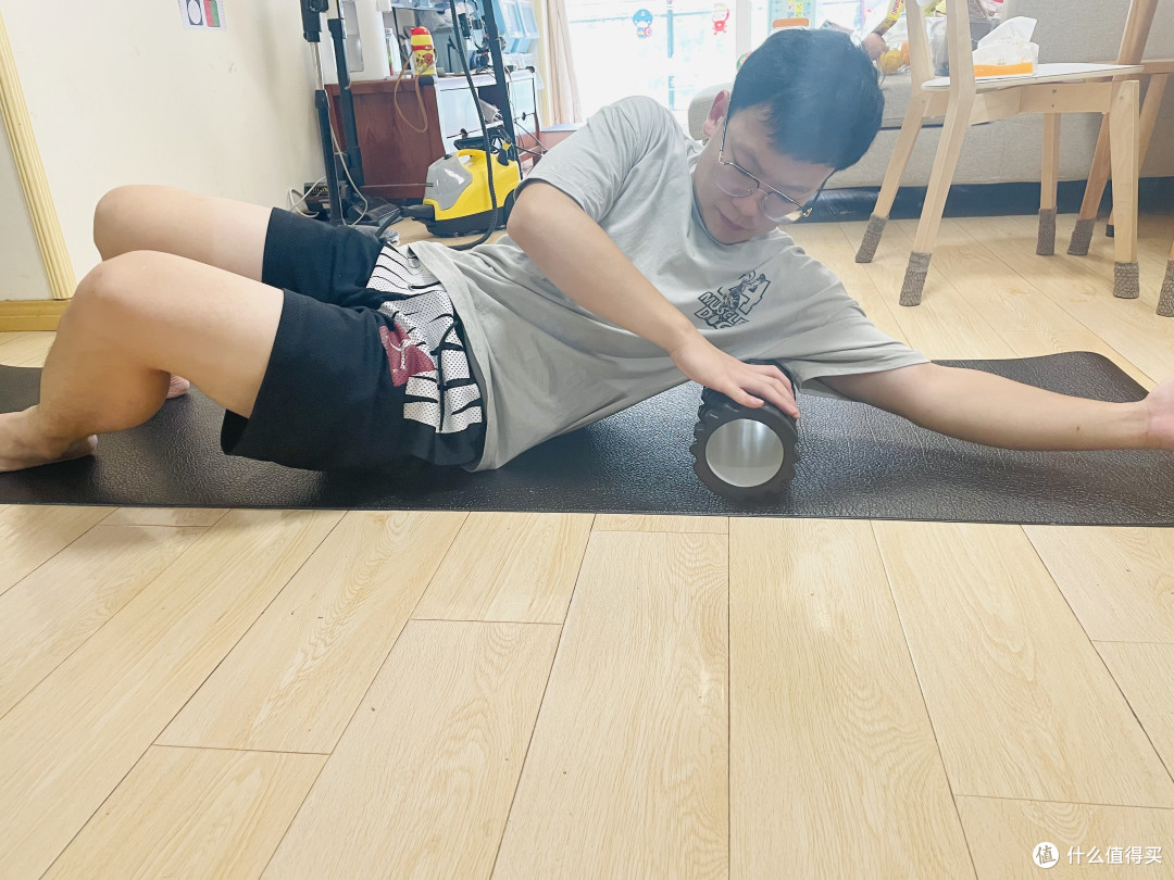 随身携带、肆意放松--亿健筋膜枪