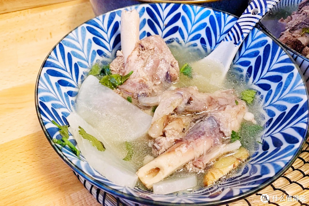 三伏天不懂吃这肉就亏了！温阳散寒，冬病夏治，清炖肉香飘满屋