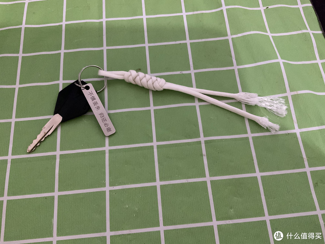瞎折腾之,极简风格伞绳相机背带