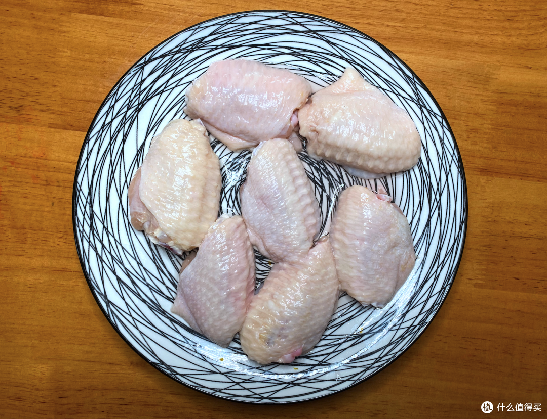 夏天不想开火又想吃美味,外酥里嫩的烤鸡翅(烤箱版)