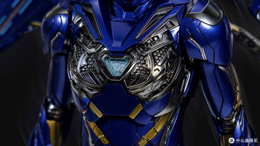 女钢铁侠:HotToys钢铁侠MK49救援装甲1/6可动人偶