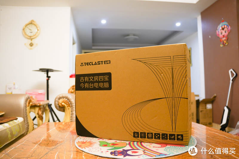 办公娱乐何必组台式机:仅2000出头的台电K24一体机开箱初体验