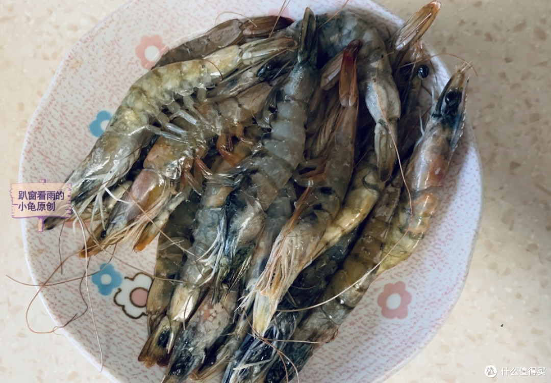 百分百纯虾丸汤,做起来简单方便,吃起来软嫩鲜香,太美味了