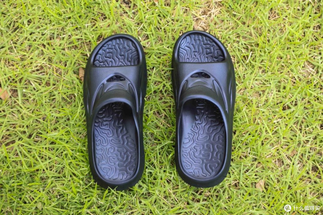 拖鞋中的爱马仕?百元拖鞋新体验:舒服从脚底开始