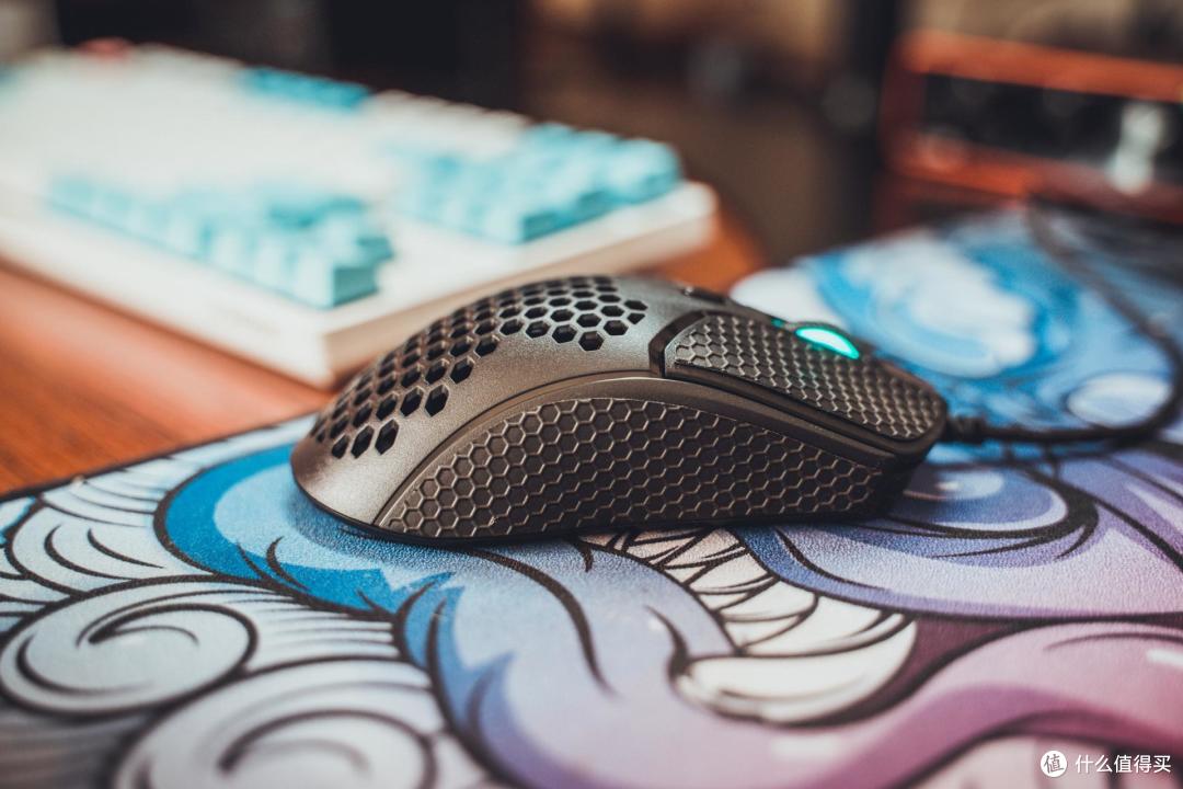侵掠如火:HyperX 旋火轻量化鼠标