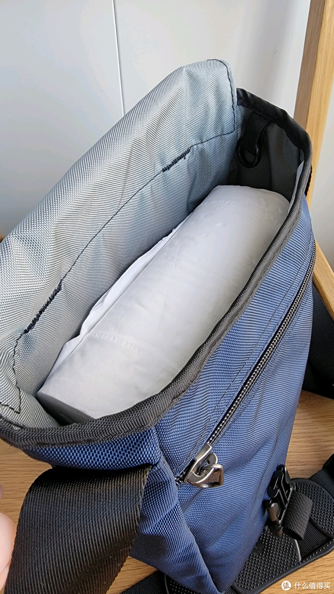 都说包治百病之我最爱的包TOM BIHN SMALL CAFE BAG