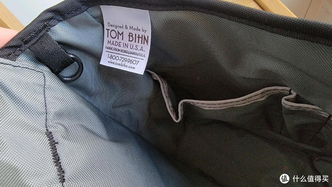 都说包治百病之我最爱的包TOM BIHN SMALL CAFE BAG