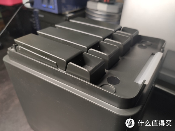 J4125平台性价比最高的NAS!NAS威联通TS-453D mini压测评测!