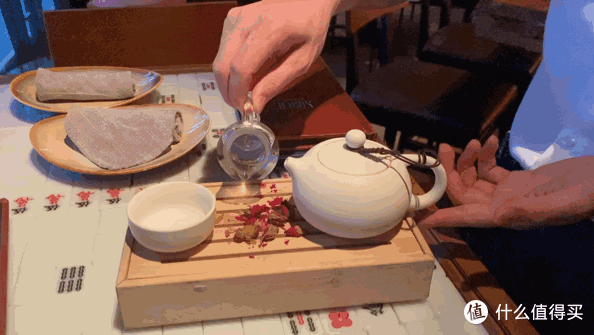 在上海的天花板酒吧“闯关”,喝到第五杯我悟了!