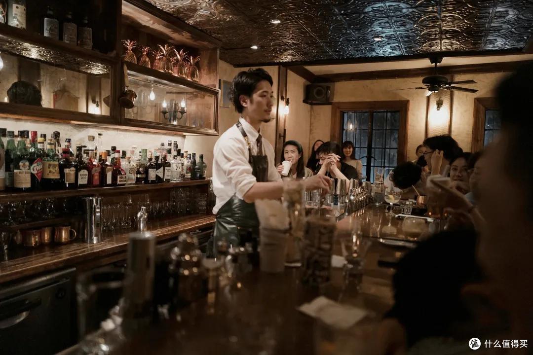 在上海的天花板酒吧“闯关”,喝到第五杯我悟了!