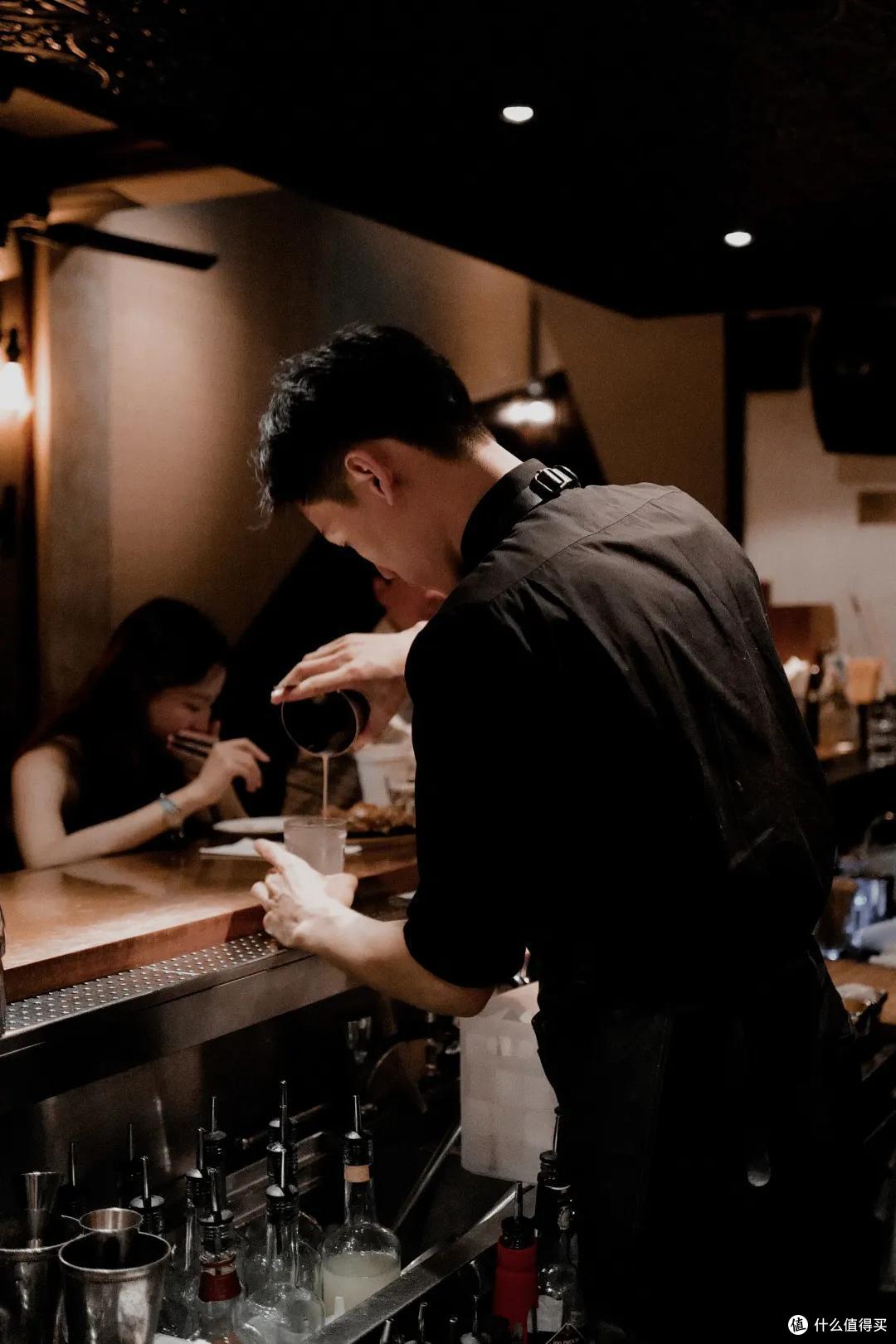 在上海的天花板酒吧“闯关”,喝到第五杯我悟了!
