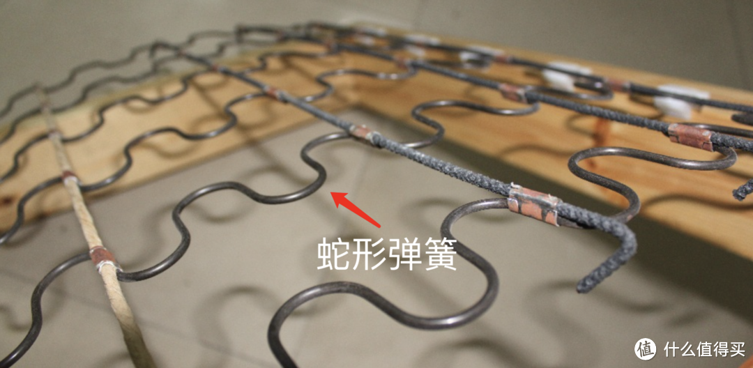 躺平的人最舒适,沙发龙头品牌芝华仕工厂探寻记