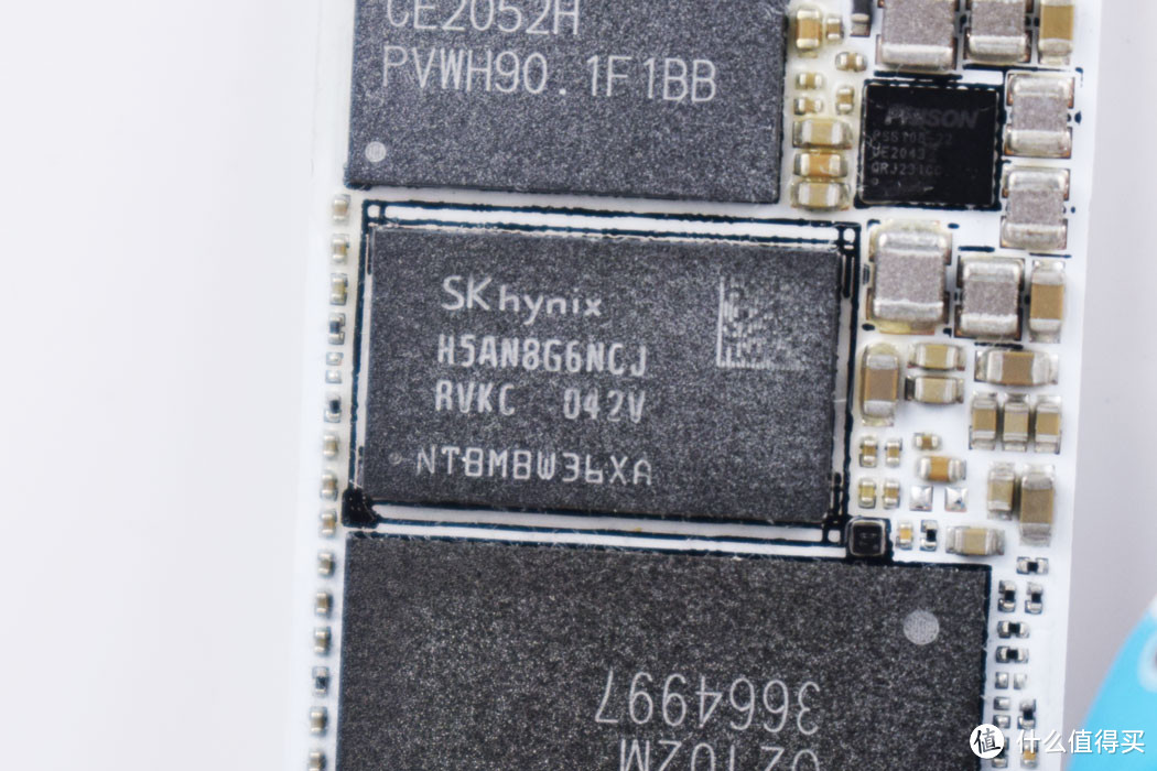 SK海力士H5AN8G6NCJR-VKC DDR4颗粒