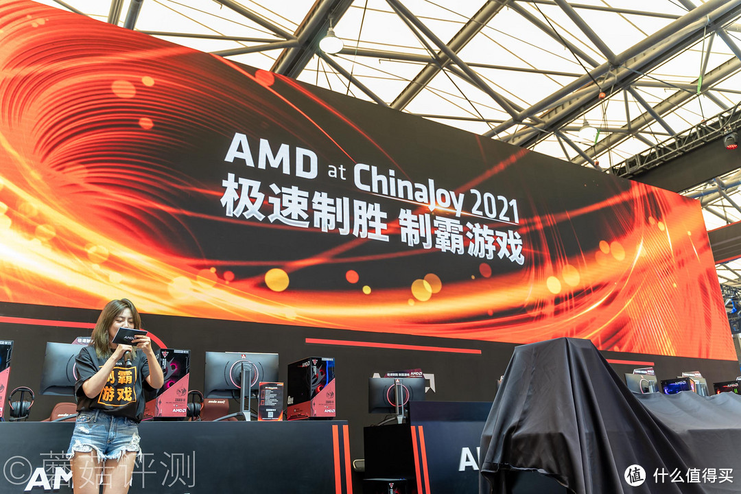 今年又有啥好玩的？蘑菇带你逛ChinaJoy2021，硬件、游戏、车和漂亮的小姐姐