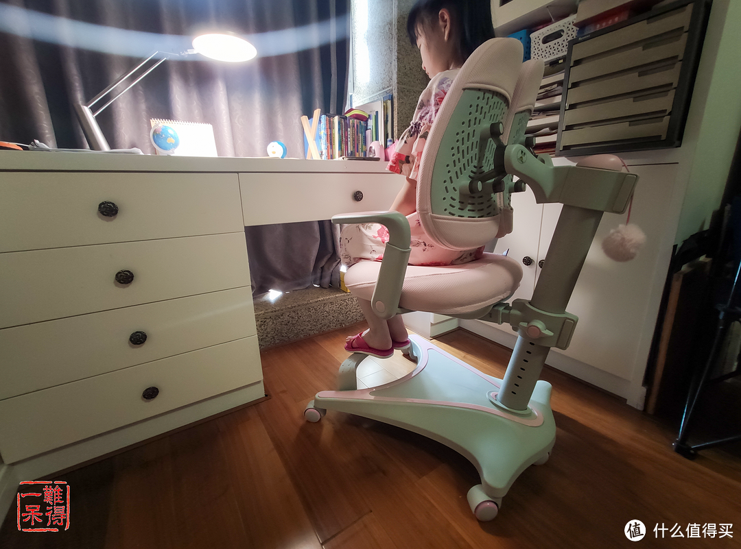 西昊K35B 2.0版儿童学习椅开箱及简单体验