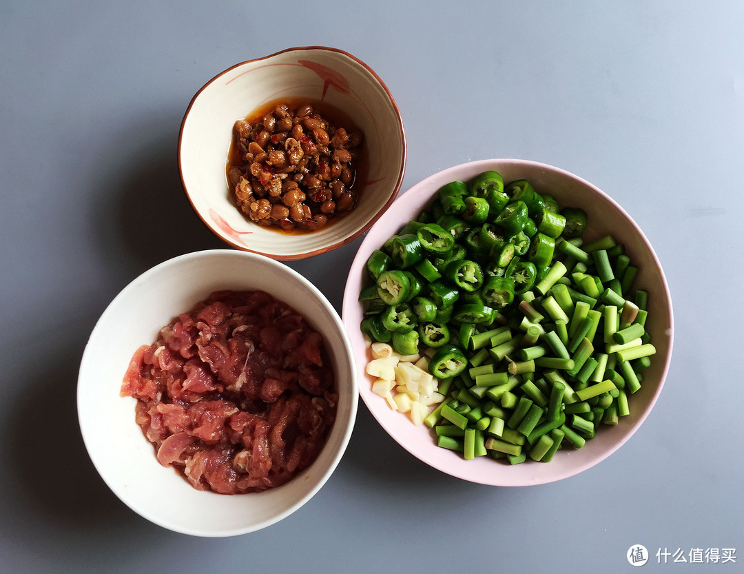 瘦肉的最佳CP竟然是它，五分钟能出锅，简单快手好吃又巨下饭！