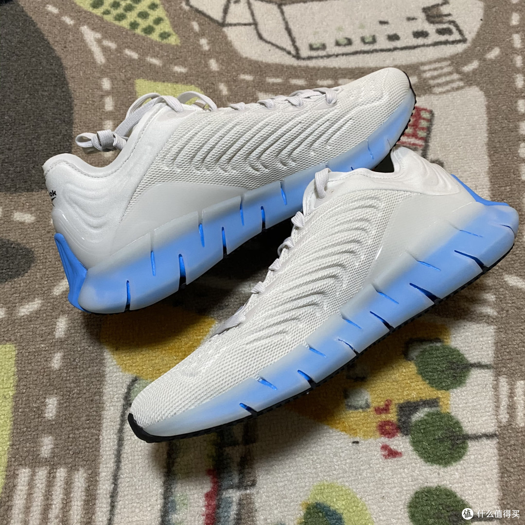 夏日休闲鞋Reebok ZIG KINETICA