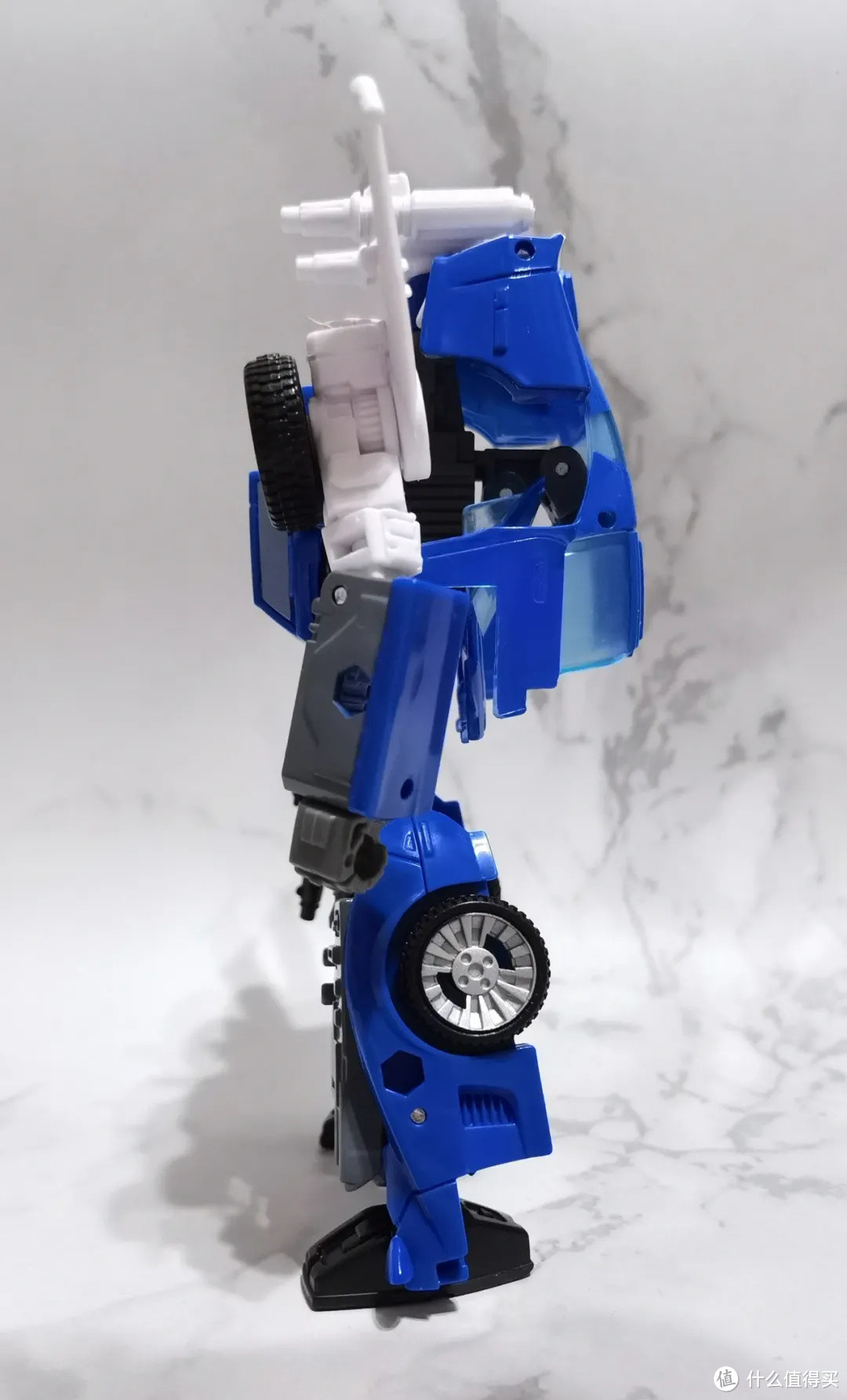 变形金刚玩具 篇三百五十:又见壁上村——王国加强级轮胎开箱