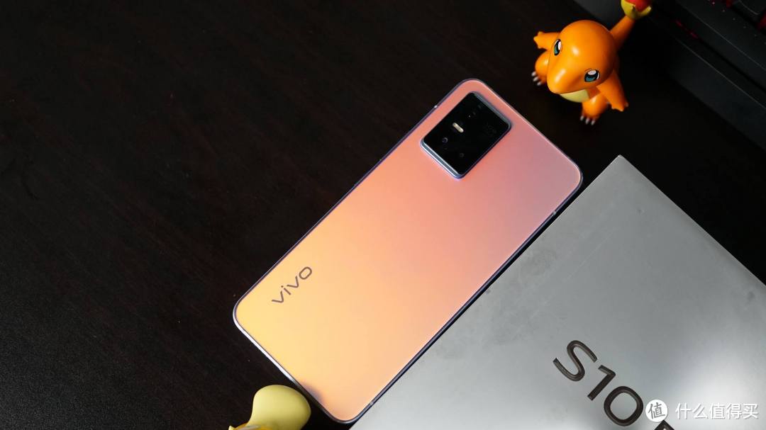 vivo S10 Pro评测总结：能够打动年轻人的，不只是自拍