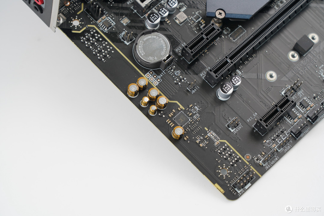 炎炎夏日下的甜品-乔思伯 u4 plus装机体验