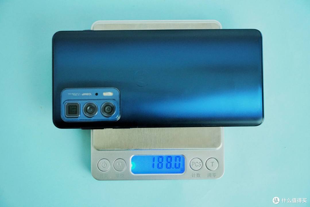 摩托罗拉edge s pro:更全面的旗舰之选,神U+轻薄设计