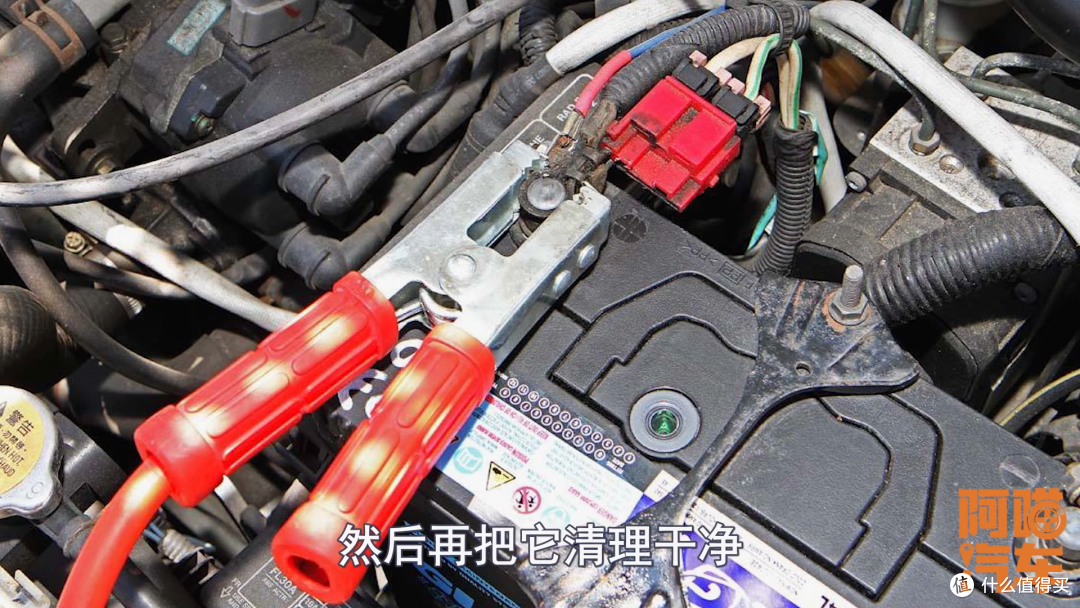 暴雨天开车,如果车子不幸被淹,做错一步买了保险也不赔
