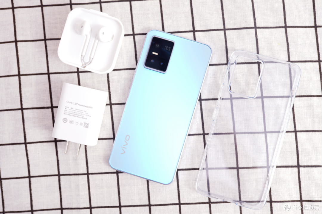 何为内外兼修？vivo S10 Pro上手体验探寻答案