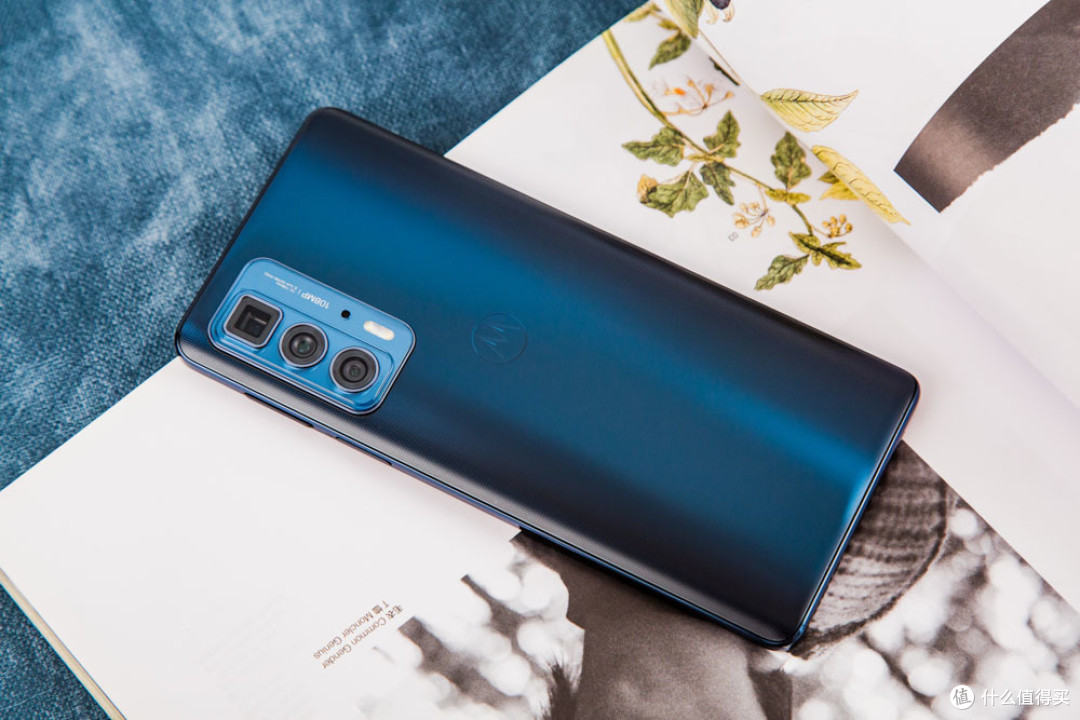 精于外形、强于内心,摩托罗拉edge s pro美图赏析