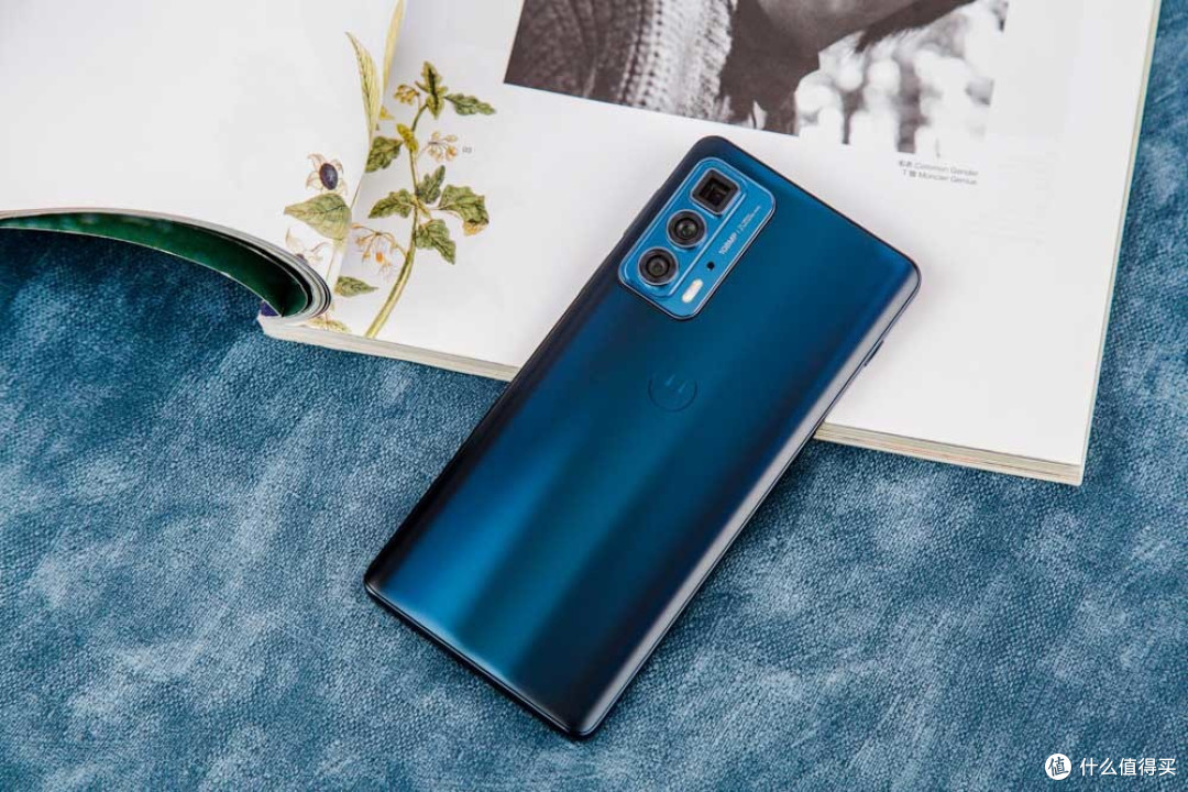 精于外形、强于内心,摩托罗拉edge s pro美图赏析