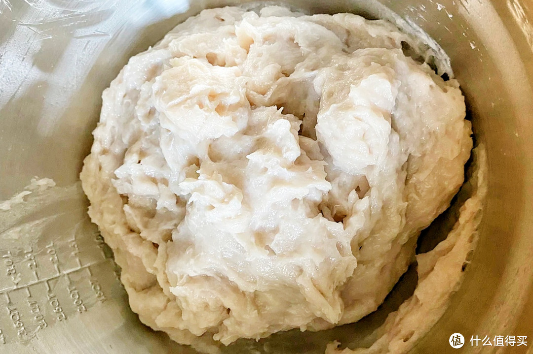 鱼丸想弹嫩爽口,牢记“3个窍门”,富有弹性不松散,鱼味特别鲜
