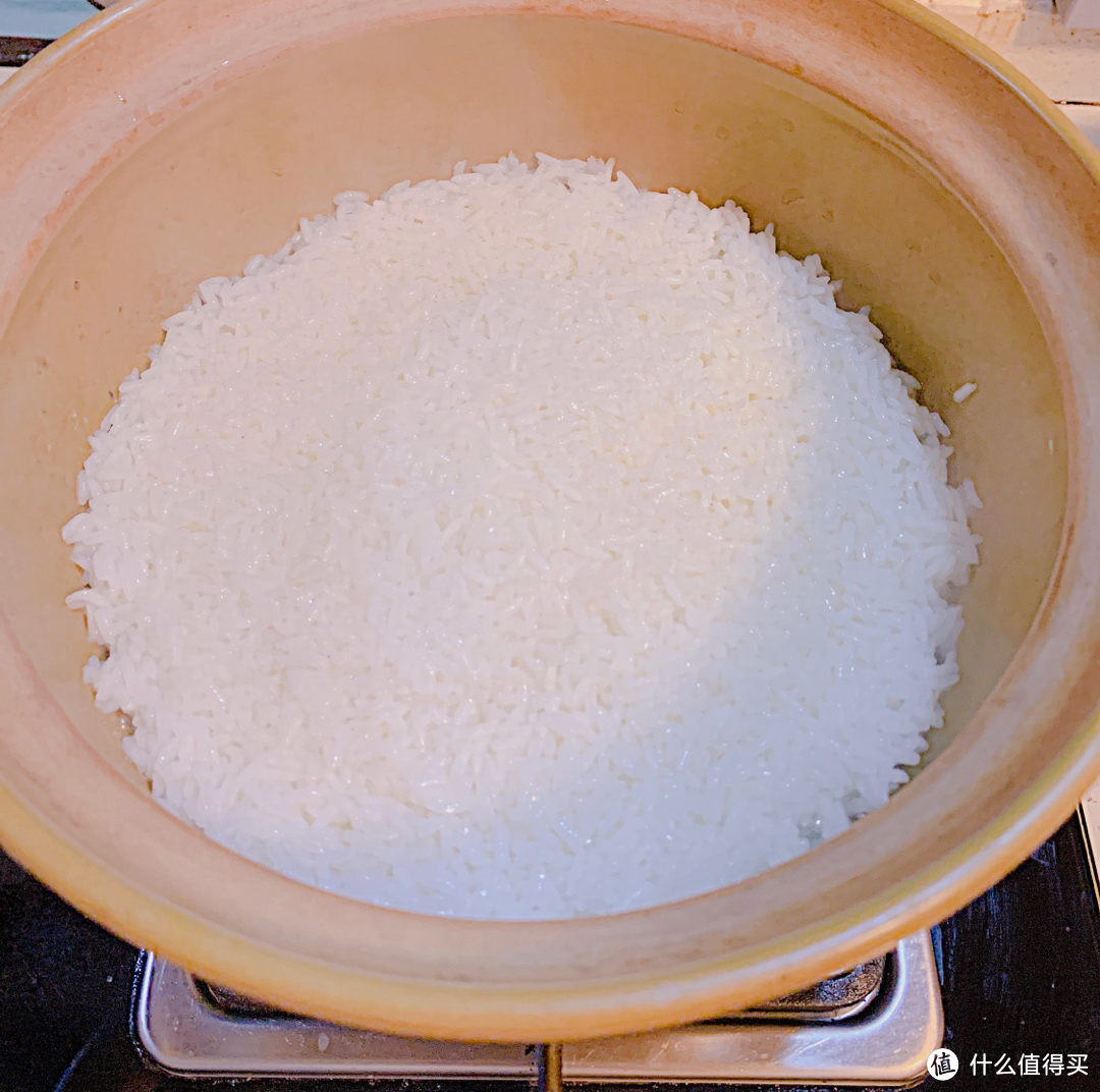 米饭没水分了