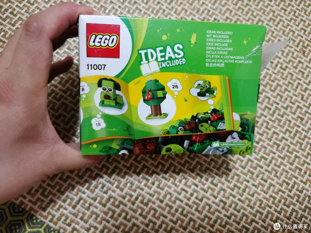 盒子背面