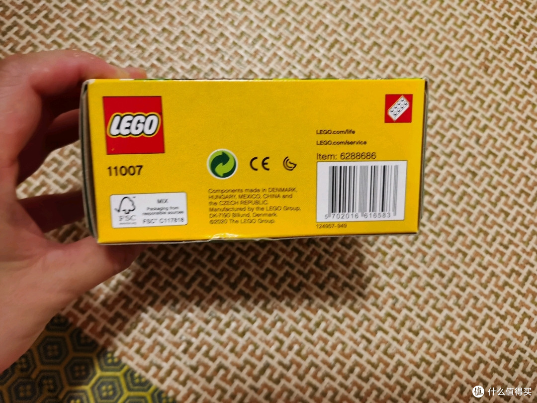 侧面
