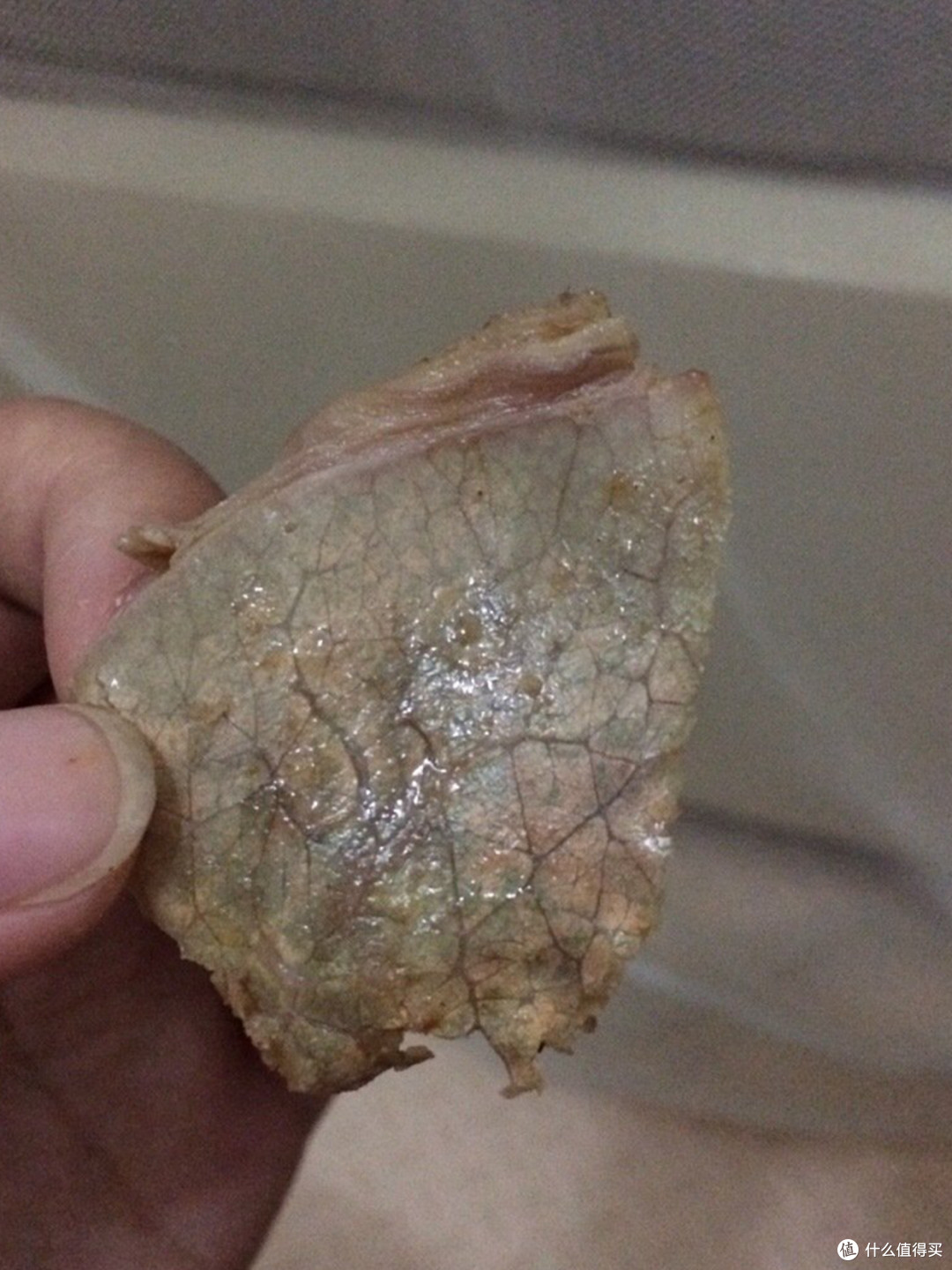 牛肉切开冒绿光,是好是坏?听完卤肉店老板的讲解,才知道误解了