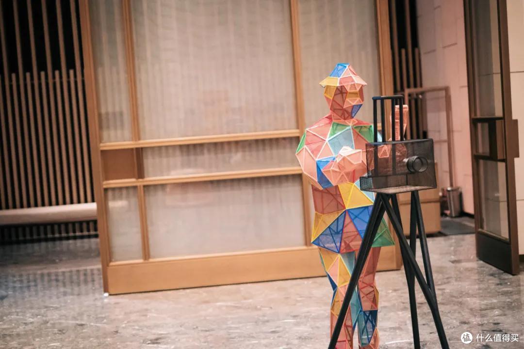 当你厌倦千篇一律,来一家充满鲜活气息的酒店亮亮眼