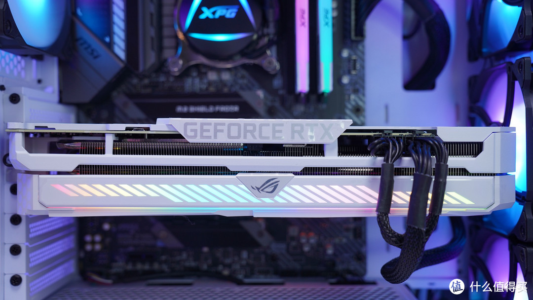 黑白简洁风：ROG 3070配XPG D50小吹雪主机搭建