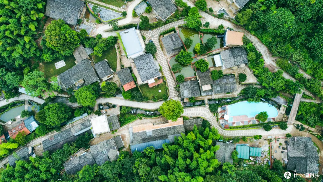 返璞归真,住进了浙江最「仙气」的800年古村